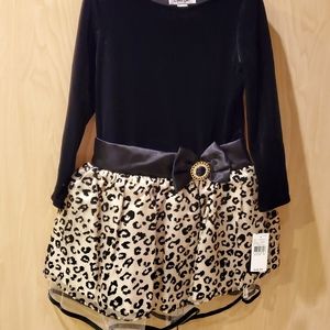 Girls dress